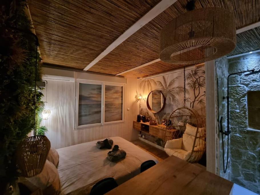 Les Spas De La Mer, Suite & Spa, Love Room, Plein Coeur Du Grau Le Grau-du-Roi Bagian luar foto